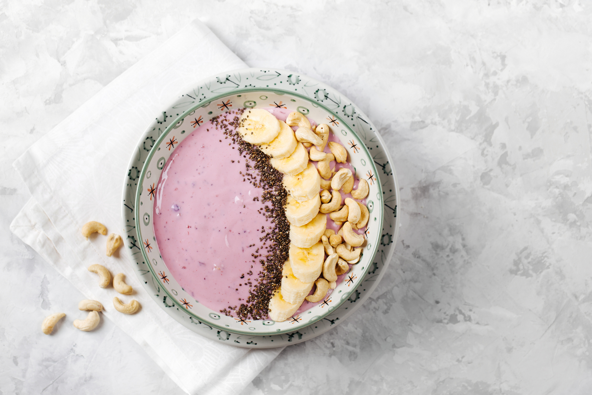 Reverse Your Fatty Liver Raspberry Cashew Smoothie Bowl